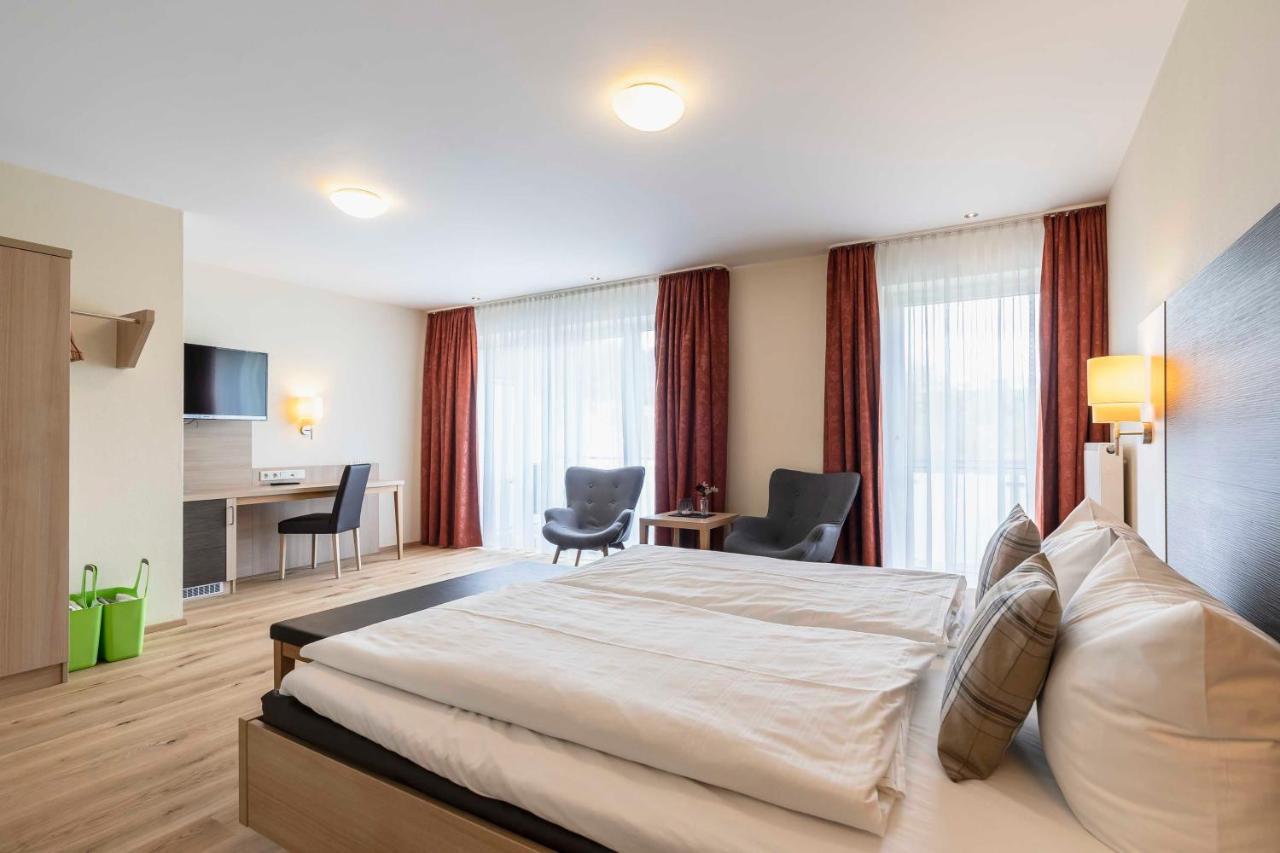 Hotel Dirsch Wellness & Spa Resort Emsing Eksteriør bilde