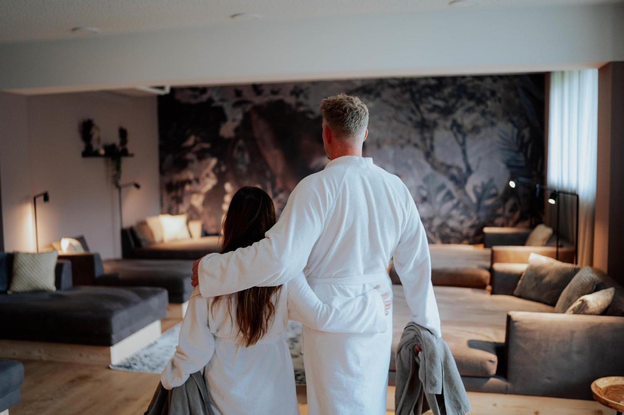 Hotel Dirsch Wellness & Spa Resort Emsing Eksteriør bilde